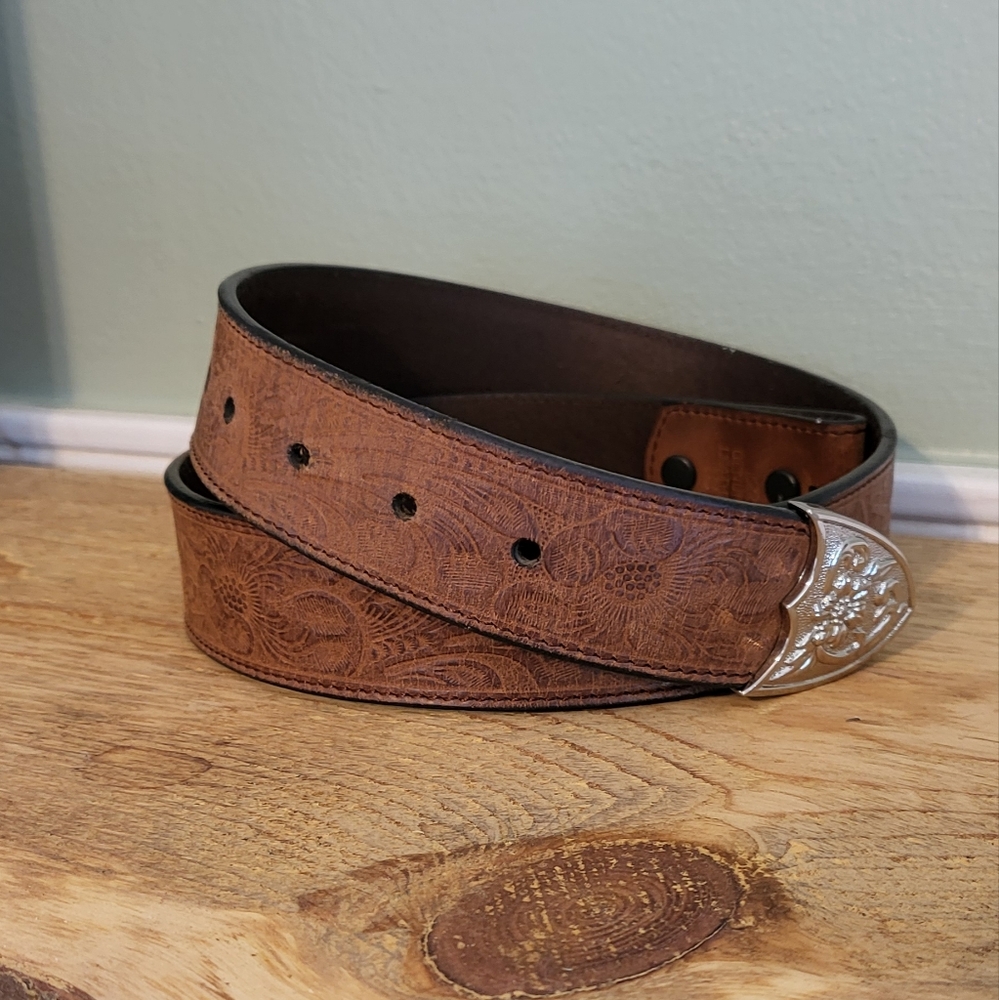 Size 32 womens leather belt